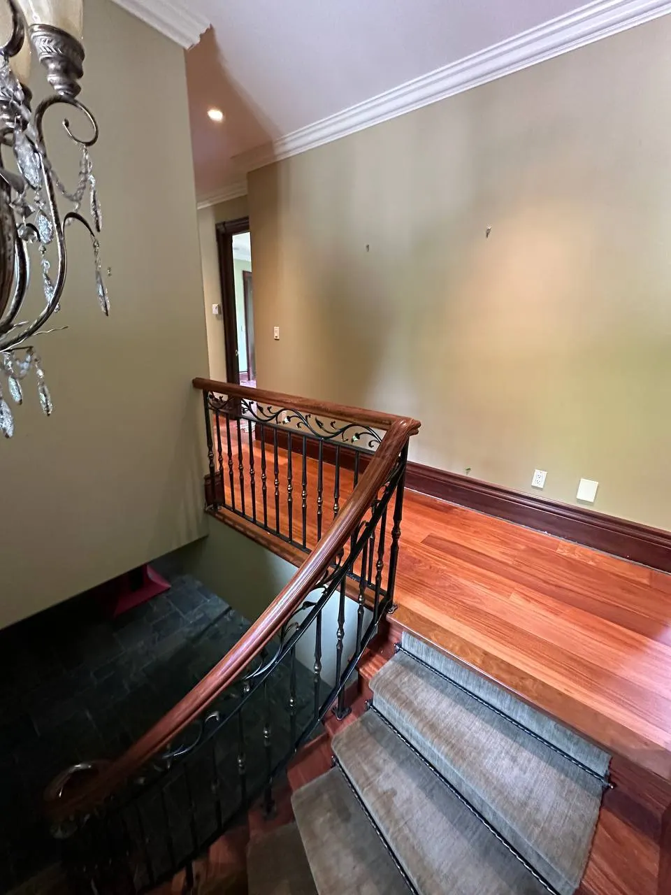 Mahogany Markham custom home straight plank