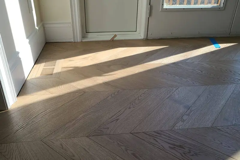 Chevron 5×25½", Mist Oak, Toronto hardwood flooring project by Floors Toronto