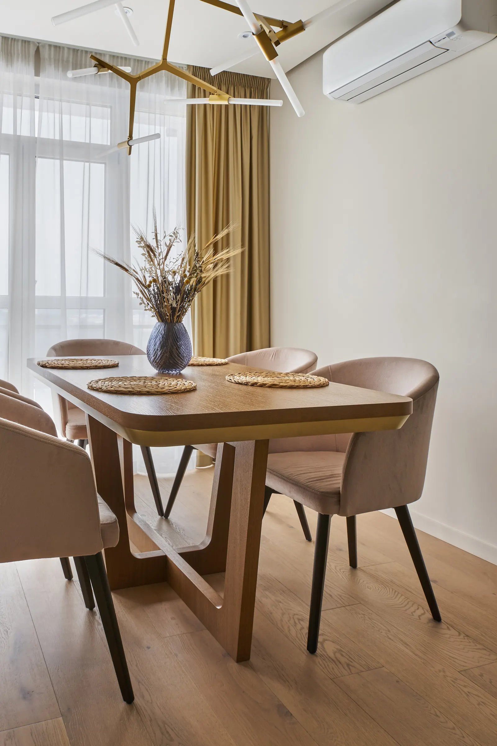North York builder custom home hardwood