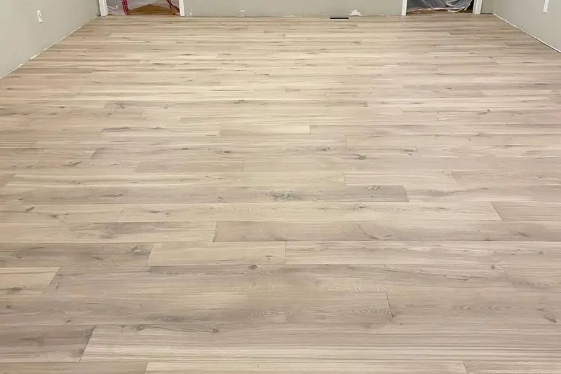 Straight plank European white oak, Warm Buff, Hamilton hardwood flooring project by Floors Toronto