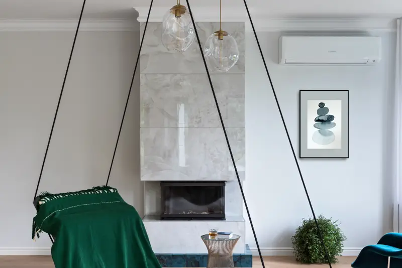 Straight plank European white oak, Warm Buff, Richmond Hill hardwood flooring project by Floors Toronto