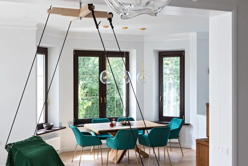 Straight plank European white oak, Warm Buff, Richmond Hill hardwood flooring project by Floors Toronto